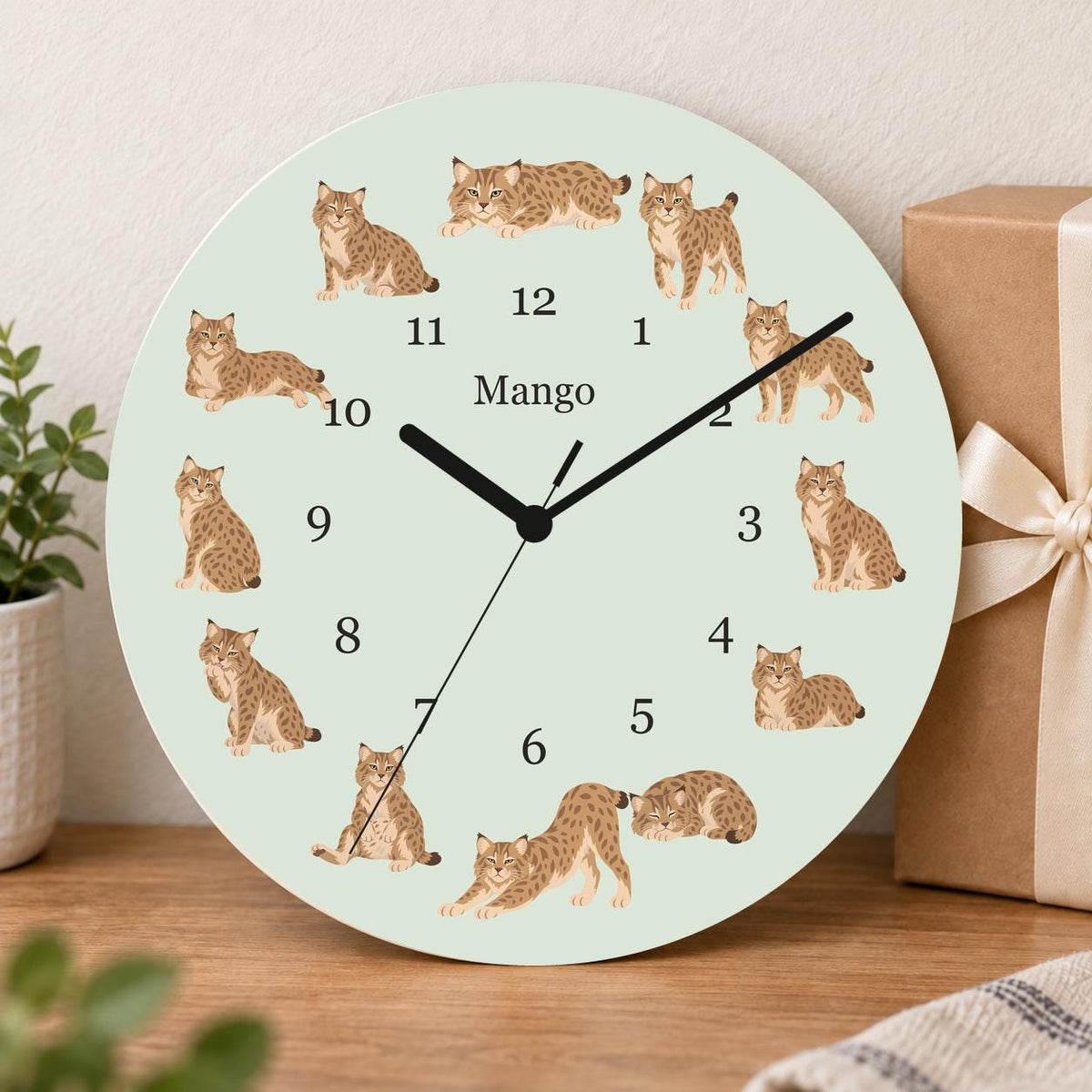 Personalized Pixie bob Cat wooden wall clock with example name Mango; gift