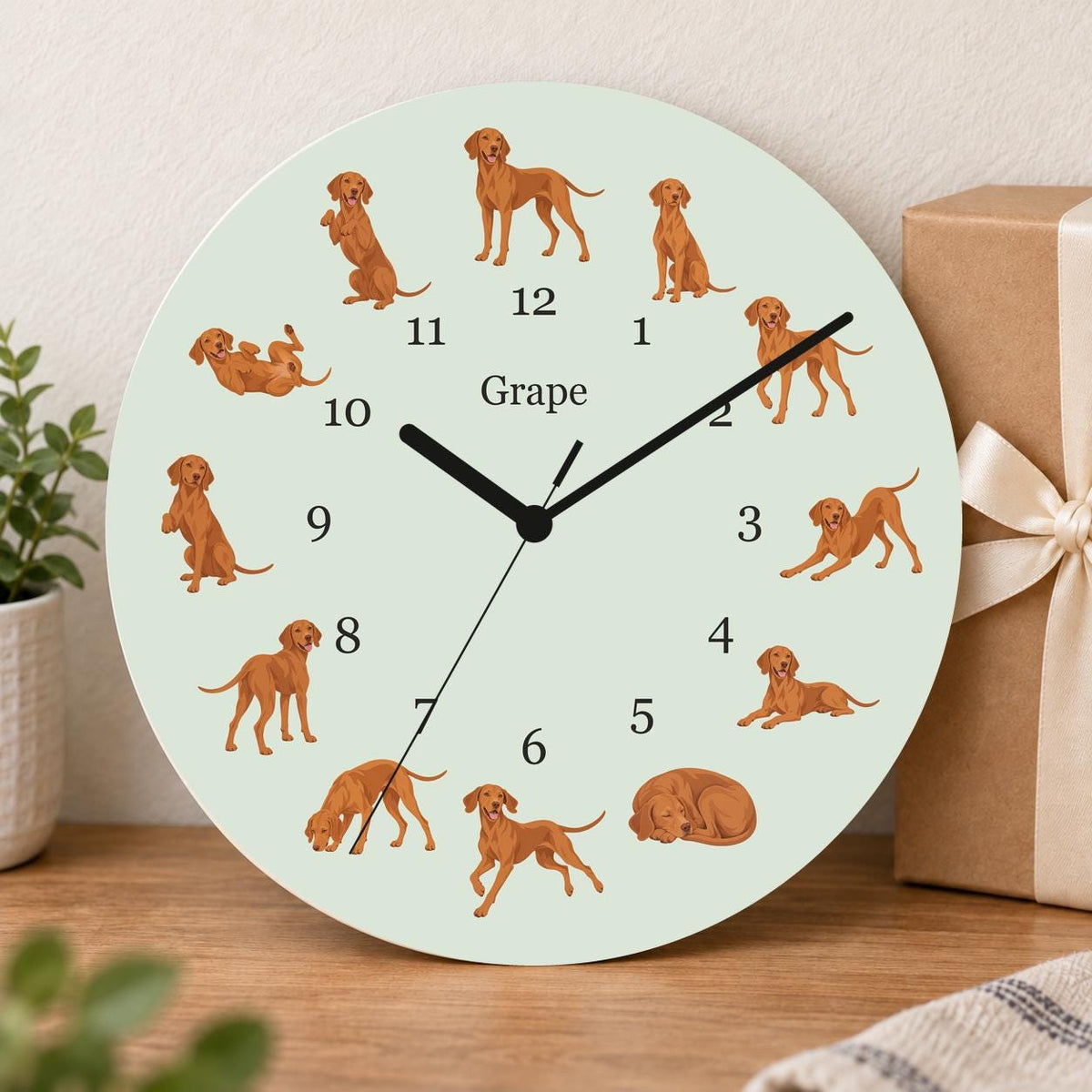 Personalized Vizsla wooden wall clock with example name Grape; gift