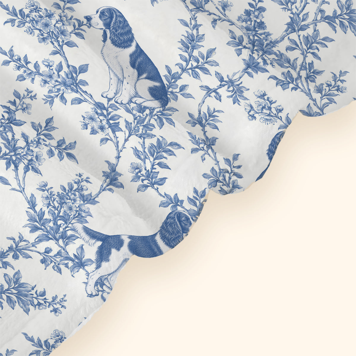 English Springer Spaniel toile de Jouy blanket - Blue Blanket Hem Closeup