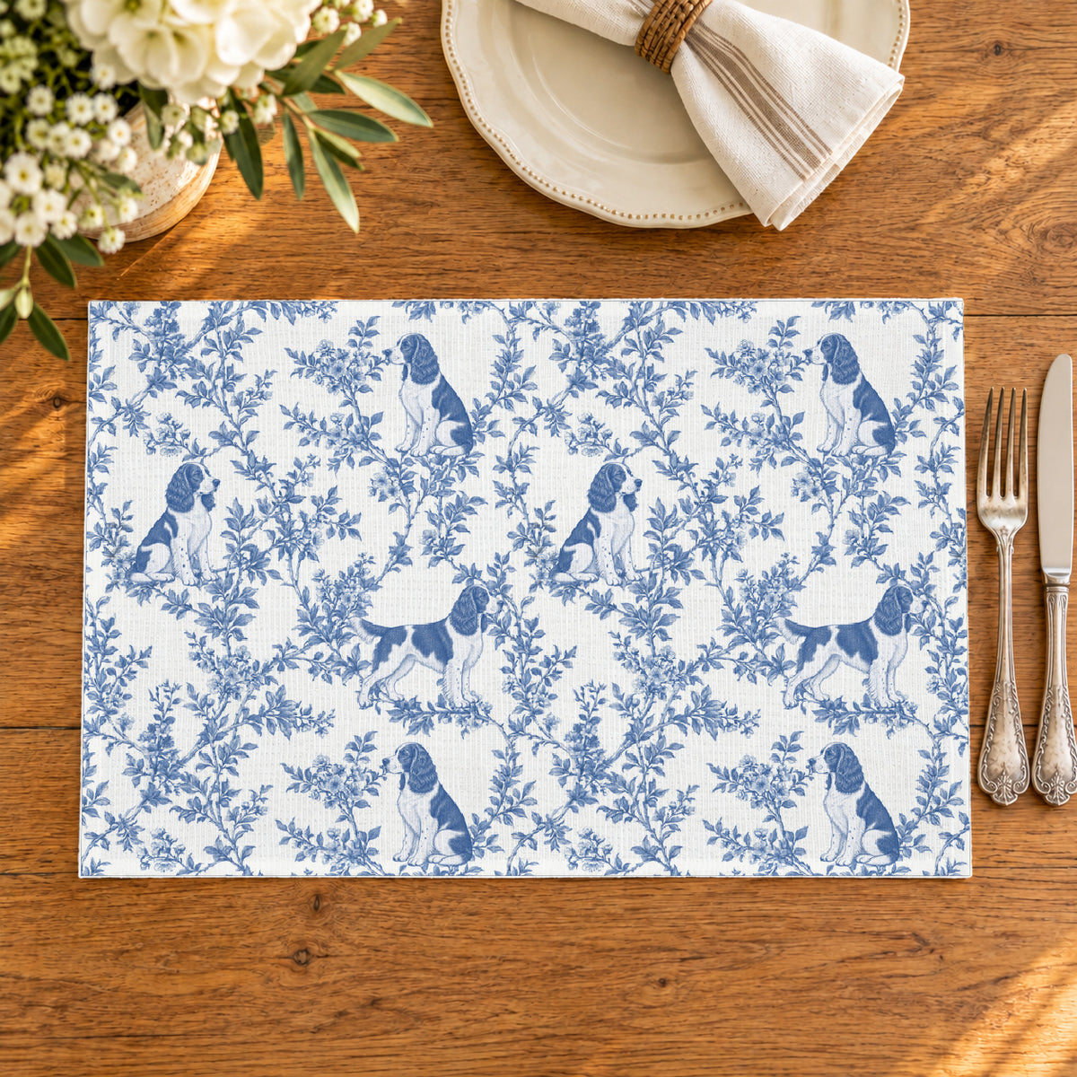 English Springer Spaniel toile placemat — 02 Oak Table Blue