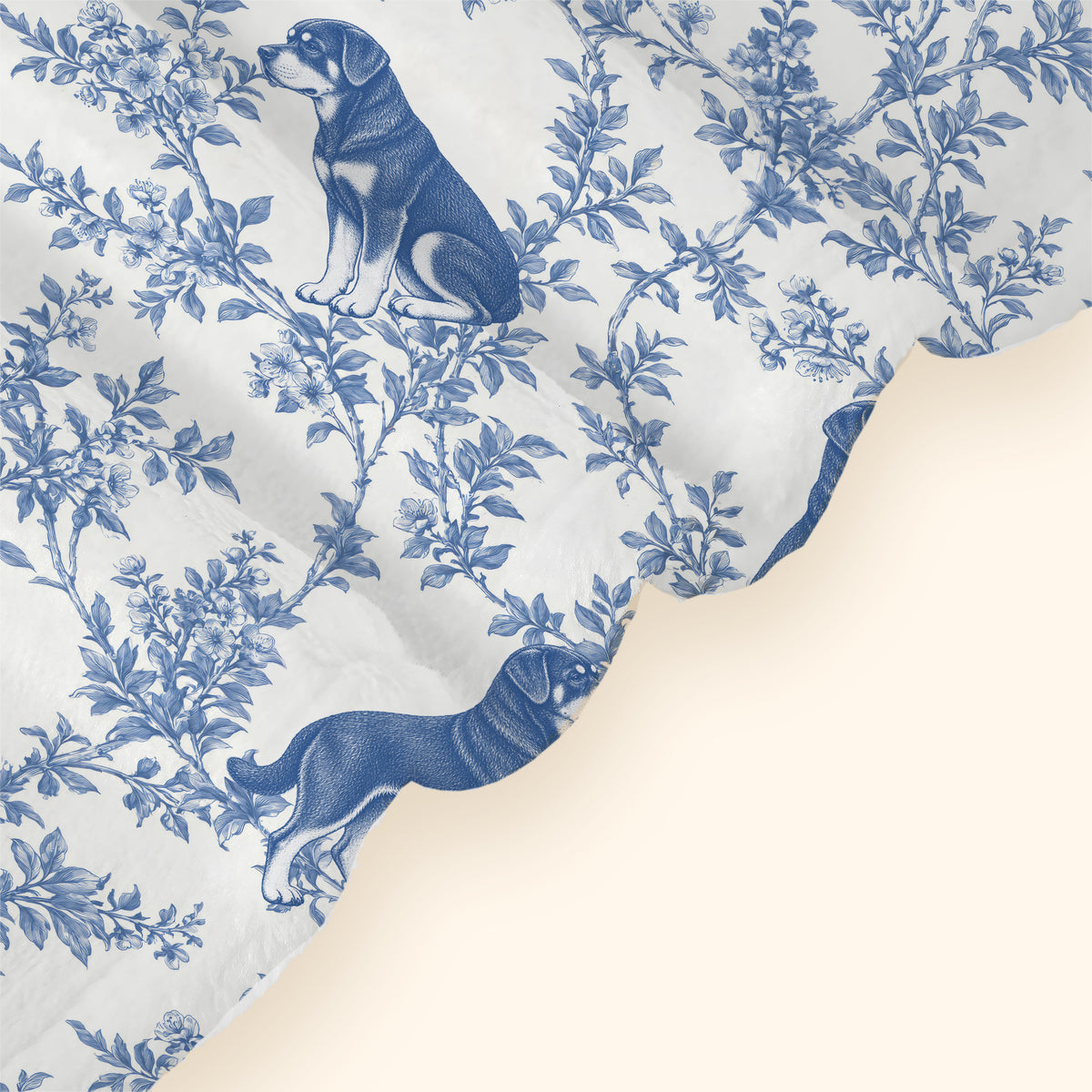 Rottweiler toile de Jouy blanket - Blue Blanket Hem Closeup